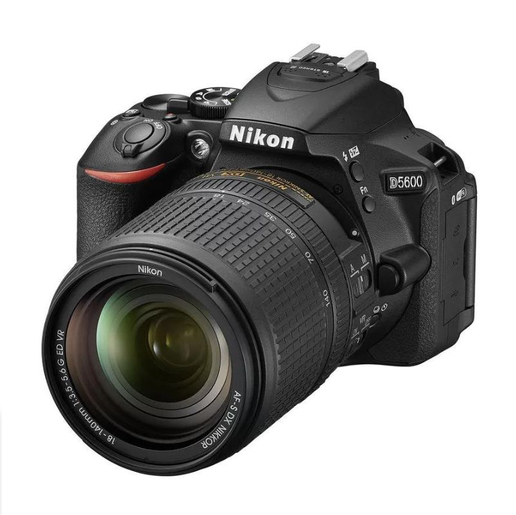 دوربین عکاسی نیکون Nikon D5600 Kit 18-140mm f/3.5-5.6 G VR